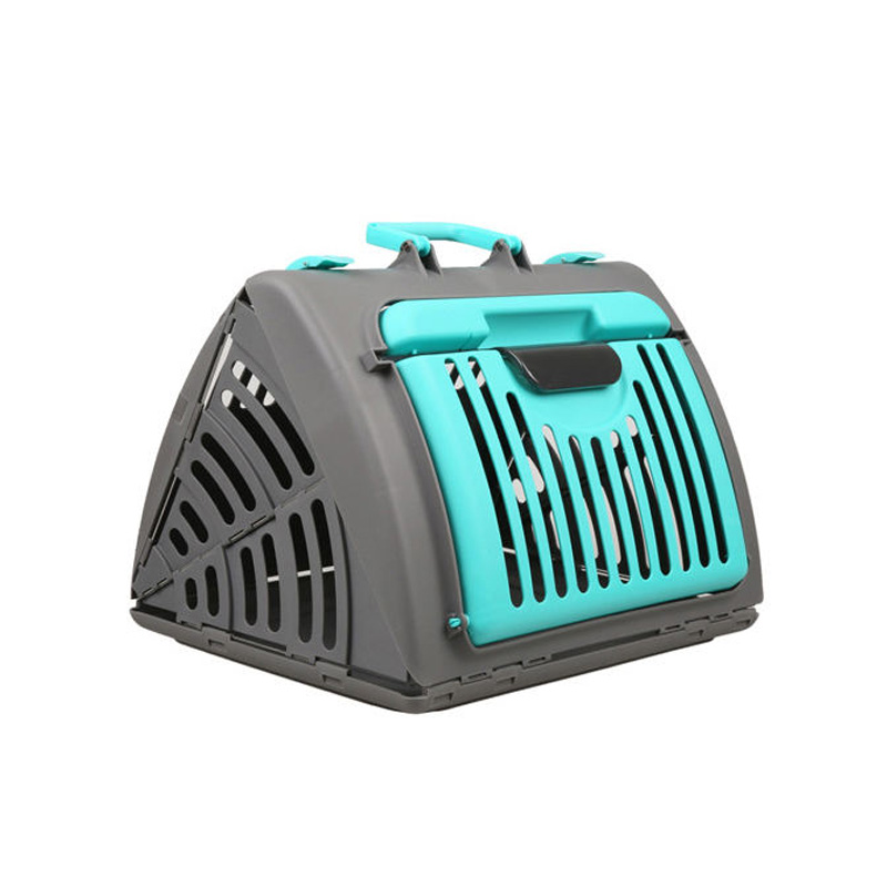 Comfortable and breathable pet safety cabin