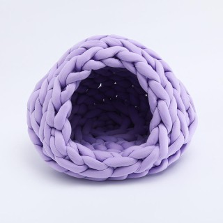 Double-sided woven comfortable pet bed