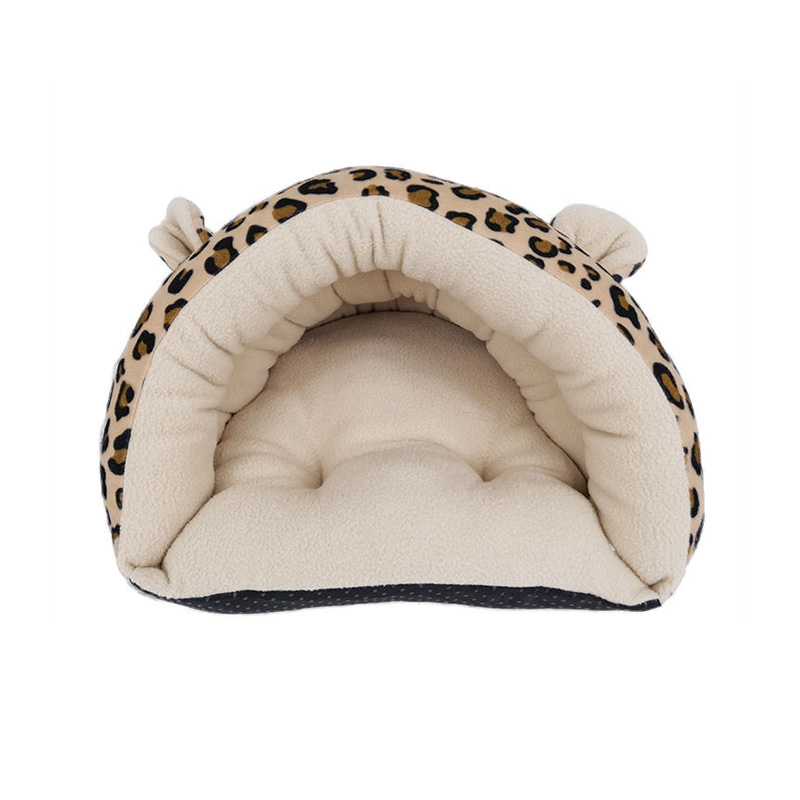 Warm and comfortable portable pet bed